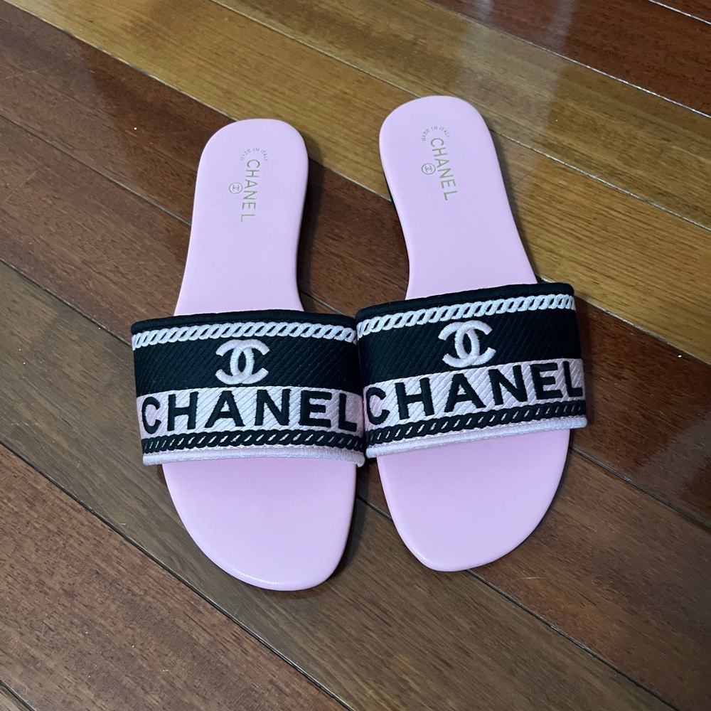Brand new Chanel slides never worn